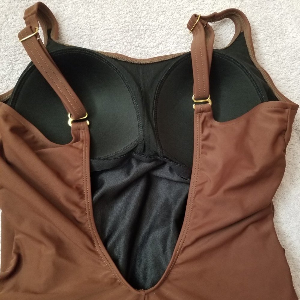 Leonisa Swimsuit. - Picture 6 of 6